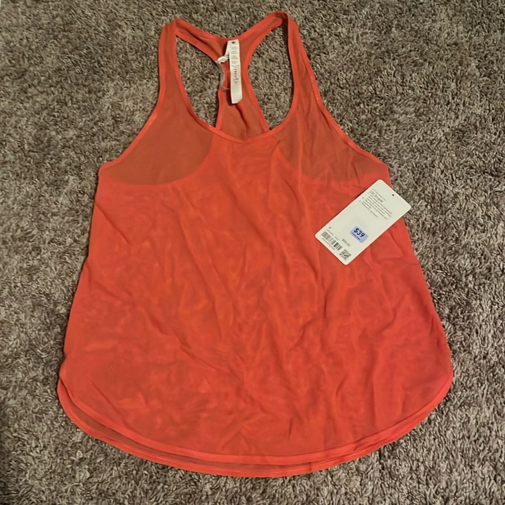 Lululemon 105 Singlet; NWT; size 8